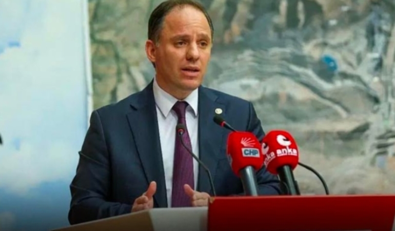 Yavuzyılmaz: Kamu Aracı AKP’ye Peşkeş Mi Çekildi? Yavuzyılmaz: Kamu Aracı AKP’ye Peşkeş Mi Çekildi?