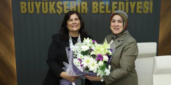 AKP Aydın’da Kadın Kolları Toplantısı Yapıldı