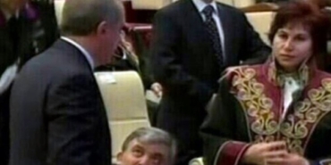 Zerrin Güngör, Etik Kurul Başkanlığına Yeniden Atandı