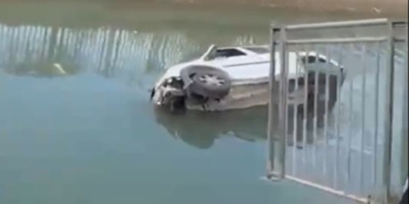 Hafif Ticari Araç Sulama Kanalına Düştü!