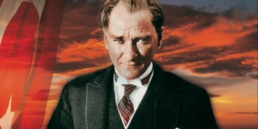 Mustafa Kemal’in Anısına: Sevgi Her Şeye Rağmen