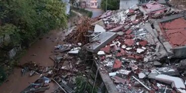 Sındırgı’da Deprem: Esnafa Destek Çağrısı! Sındırgı’da Deprem: Esnafa Destek Çağrısı!