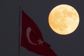 “Bu Gece Kunduz Süper Dolunayı Göz Kamaştırdı!”