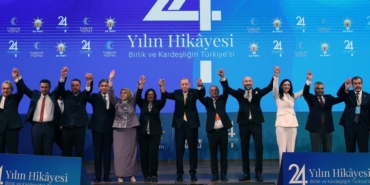 CHP’den Belediye Başkanı İstifası İçin Kanun Teklifi