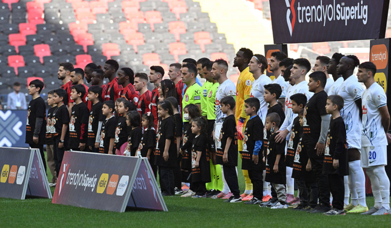 Gaziantep ve Rize’nin Gollü Mücadelesi: 2-2