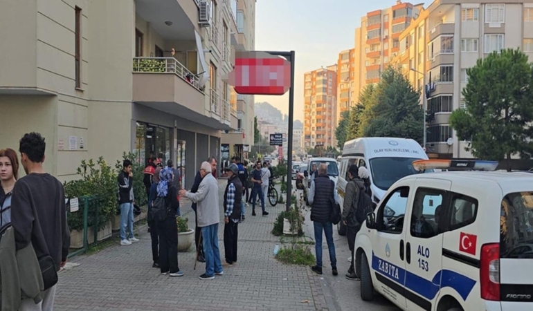 Eski Eş Bıçaklandı: Şüpheli Teslim Oldu!