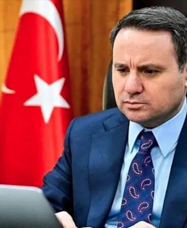 Özgür Özel’den Gürlek’e Yurt Dışı İddiası!