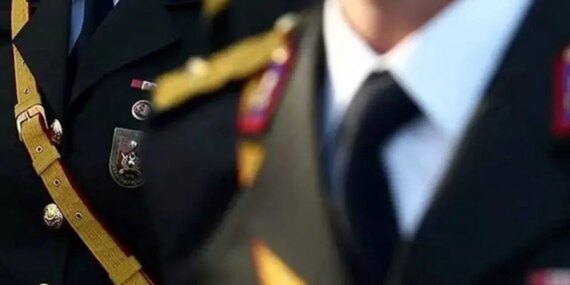 Atatürk Fotoğrafı Krizi: İhraç ve Tepkiler