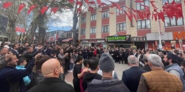 Papa’nın İznik Ziyareti Protesto Edildi