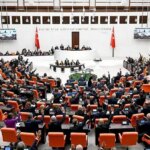 4 Kasım Operasyonuna Tepki: Hukuk Mu, Kumpas mı?