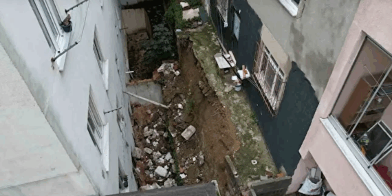 Arnavutköy’de Bina Çöktü, Tahliye Gerçekleşti!