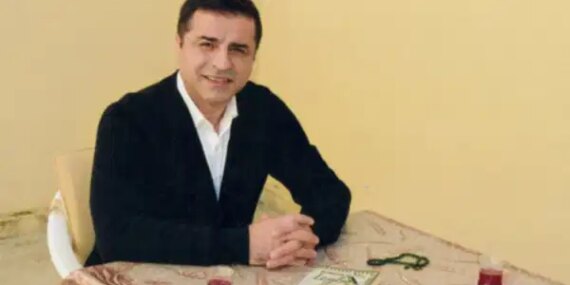 Demirtaş’tan Barış Mesajı: Yola Devam! Demirtaş’tan Barış Mesajı: Yola Devam!