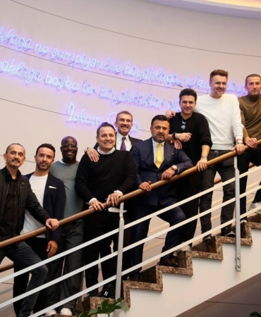 Fenerbahçe Efsaneleri Derbi Öncesi Bir Araya Geldi!