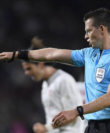 Fenerbahçe, Hakem Lindhout’a UEFA’ya Şikayet Ediyor!