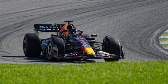Verstappen Katar’da Zaferle İkinci Sıraya Yükseldi