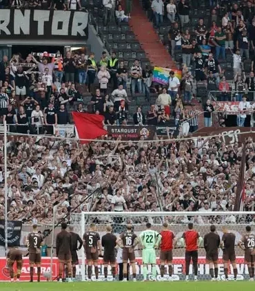St. Pauli, Nazi Bağlantılı Şarkıyı Kaldırdı!