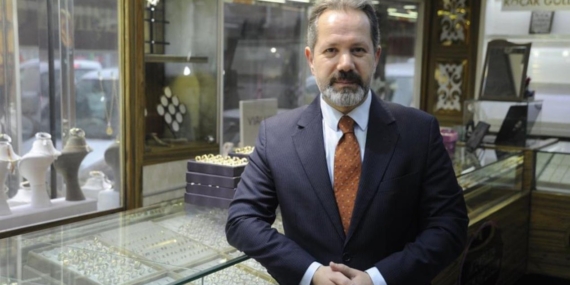 Kardeşlerin Medya Dünyasındaki Şaşırtan İlişkisi