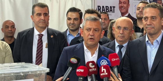 CHP Kurultayı’nda İktidar Yürüyüşü Başladı!