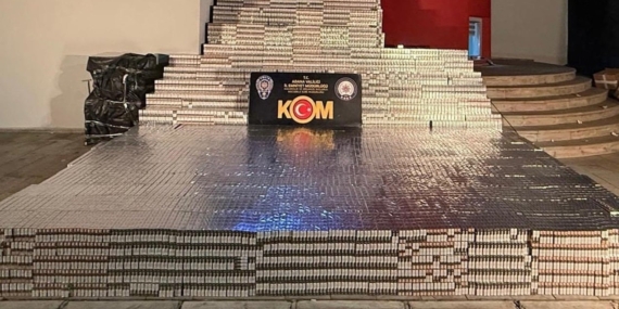 Adana’da 105 Bin Paket Kaçak Sigara Ele Geçirildi