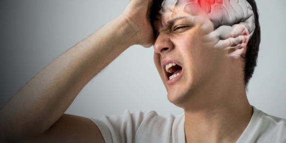 Aşırı Alkol Tüketimi İnme Riskini Artırıyor!