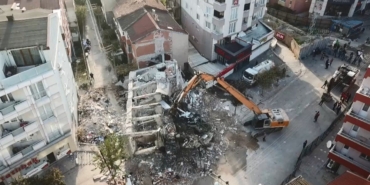Gebze’deki Bina Çöküşü: Metro Tüneli Suçlu mu?