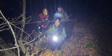 Yürüyüşte kaybolan gençler kurtarıldı!