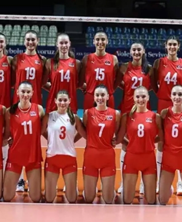 Kadın Voleybol Takımından Açılışta Dominasyon!
