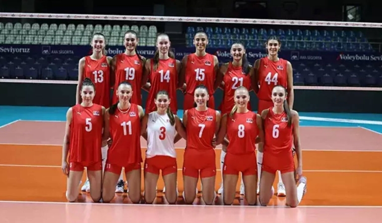 Kadın Voleybol Takımından Açılışta Dominasyon!