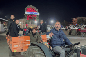 Zeytin Fiyatları Protesto Edildi, Çelenk Bırakıldı