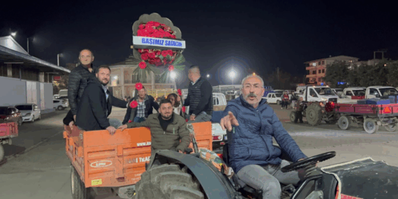 Zeytin Fiyatları Protesto Edildi, Çelenk Bırakıldı