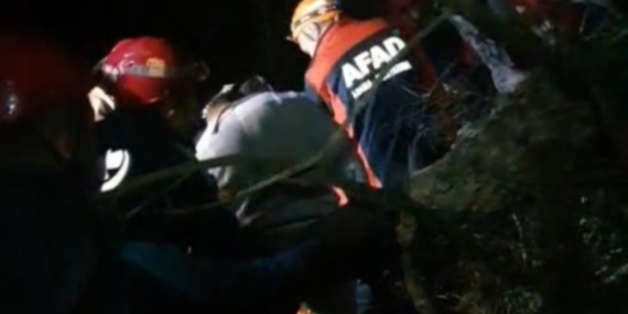 Gürsu’da Ormanda Mahsur Kalan Adam Kurtarıldı!