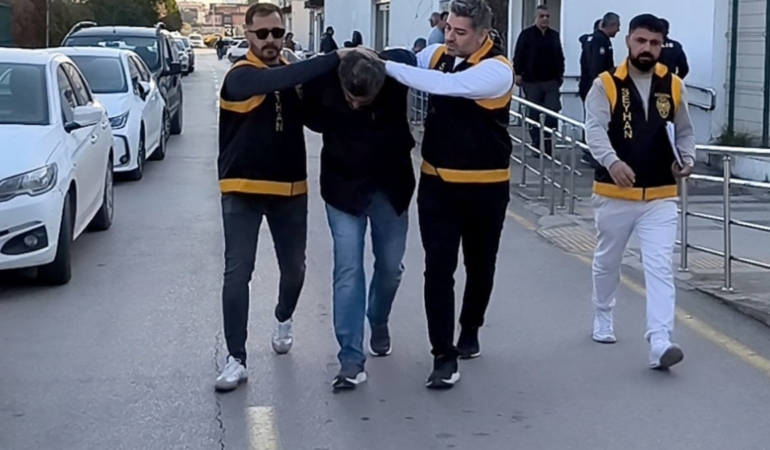 Aranan Yazar Villada Yakalandı: Şok Detaylar!