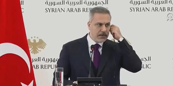 Fidan’ın Basın Toplantısı Teknik Aksaklıkla Bitti!