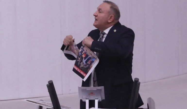 Mecliste Barzani Tartışması: Gergin Anlar Yaşandı!