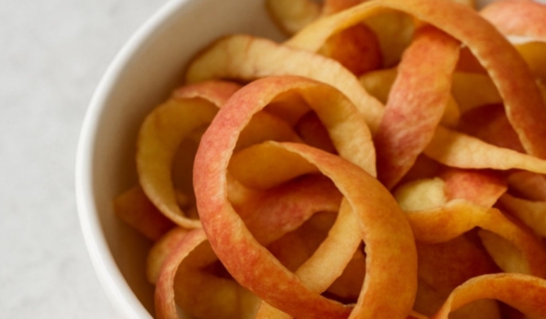 Elma Kabuğu: Sağlığın Gizli Süper Kahramanı!