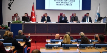 Kayseri’de Afiş Krizi: AKP-CHP Tartıştı!