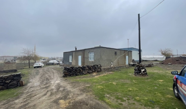 Aile İçi Tartışma Kanlı Bitti: İki Ölü!