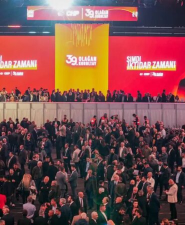 CHP Kurultayı’nda Özgür Özel Tek Aday Olarak Seçildi