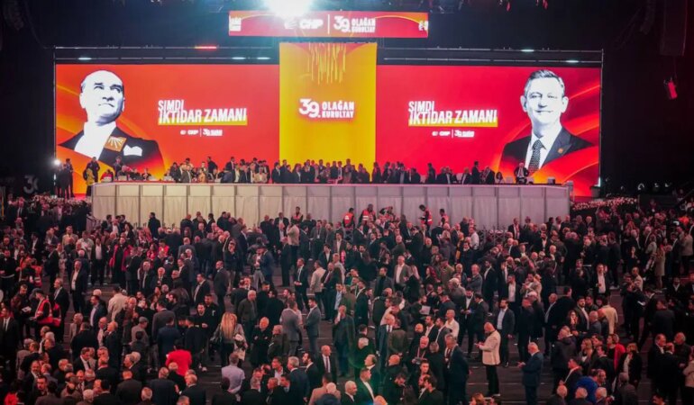 CHP Kurultayı’nda Özgür Özel Tek Aday Olarak Seçildi