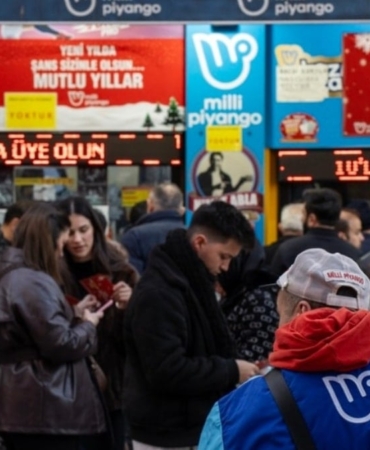 Yılbaşı Çekilişinde 800 Milyon TL Büyük İkramiye!