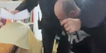 Firari Hükümlü Kanepenin Altında Yakalandı!