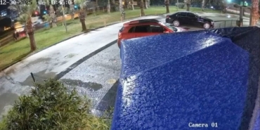 Kırmızı Işıkta Geçen Genç, Kamyonetin Kurbanı oldu!