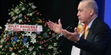 AKP’de Ekran Temsili ve %50+1 Krizi