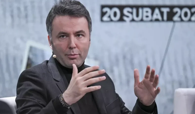 Mehmet Akif Ersoy Uyuşturucu Kabulleriyle Şokta