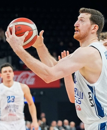 Anadolu Efes, ASVEL ile Zorlu Deplasmanda!
