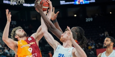 Anadolu Efes, Galatasaray’ı 92-84 Yenerek Kazandı!