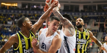 Anadolu Efes, Zalgiris’e Karşı Galibiyet Peşinde!