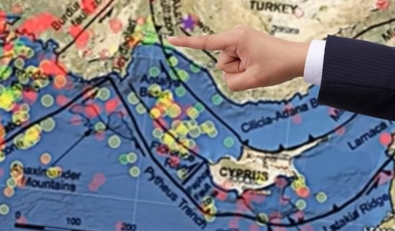 Antalya’da Peş Peşe Depremler Panik Yarattı!