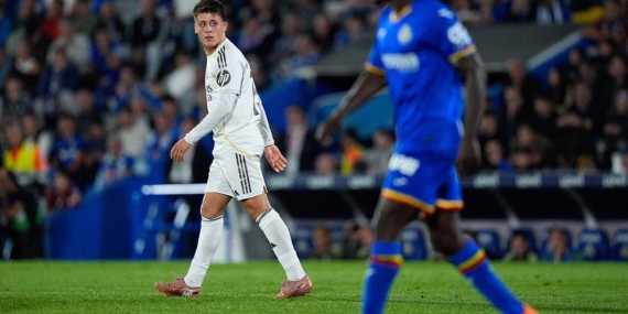 Arda Güler, Alonso ile Real Madrid’de Parlıyor!