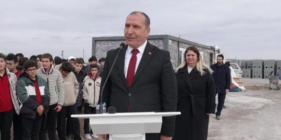 Konya’da Bağımsız Başkan AKP’ye Katılıyor!